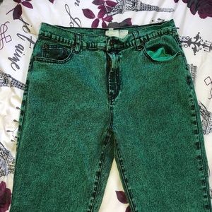 Green stonewashed jeans